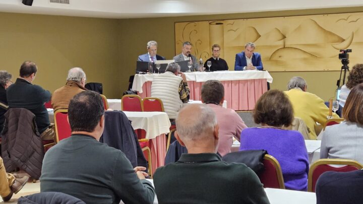 La Asamblea de la EUC aprueba por mayoría los presupuestos para 2026 y se mantiene el Consejo Rector