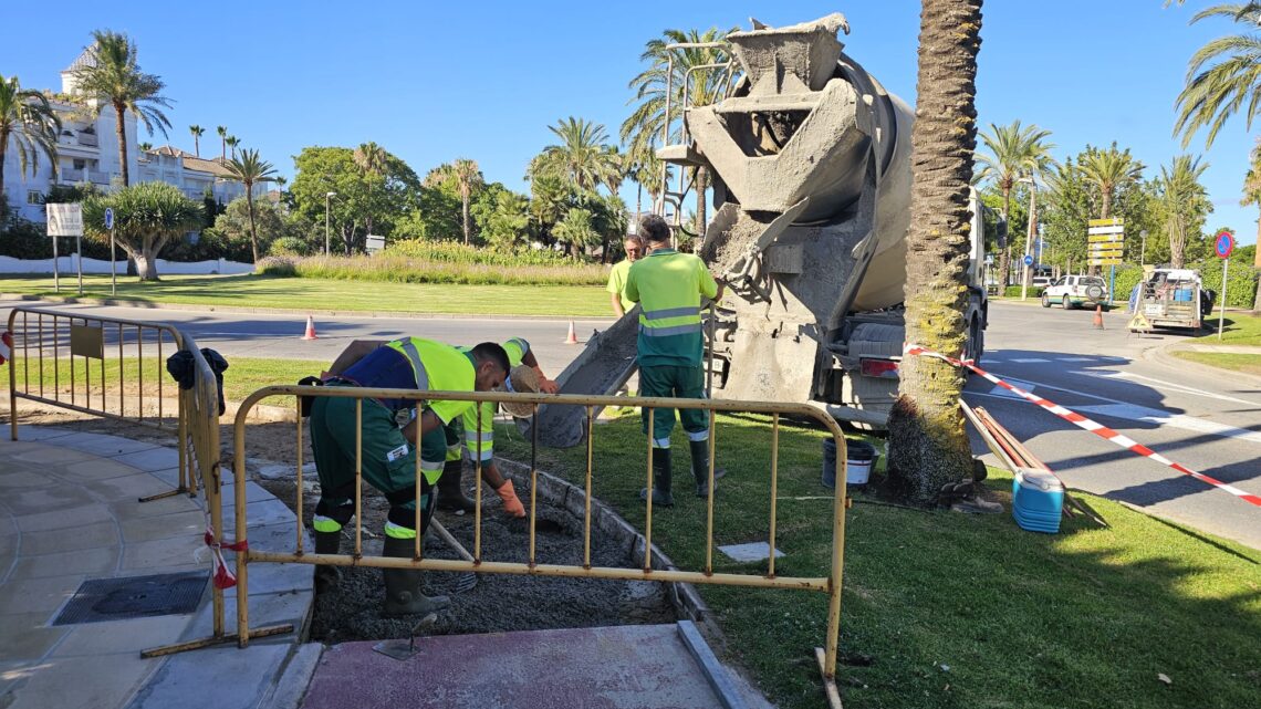 Reparación de hundimiento en el acerado y actuación en un tramo del carril bici